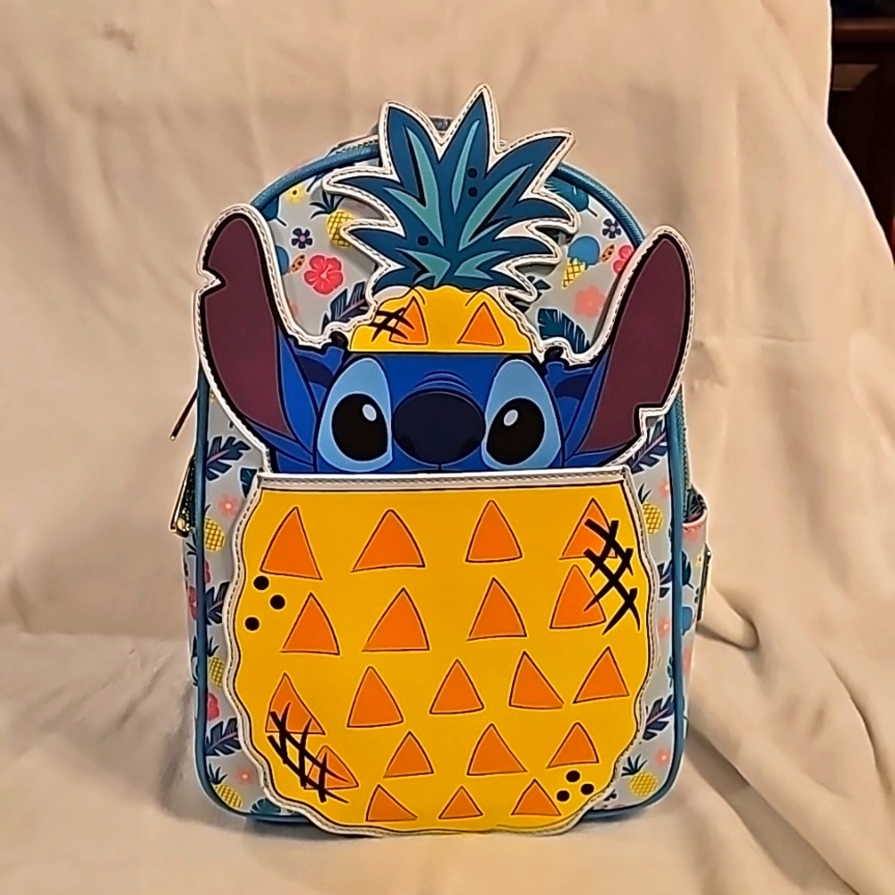 NWT Stitch Pinapple Loungefly Backpack